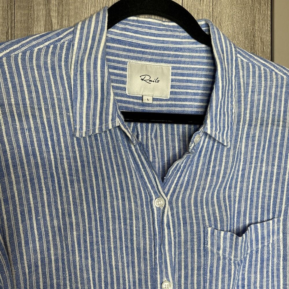 Rails Button Down Shirt Size L Linen Rayon Striped Blue White Charlie Azur - Picture 2 of 6